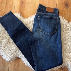 Lucky Brand Brooke Legging Jeans, dark wash, size 25.